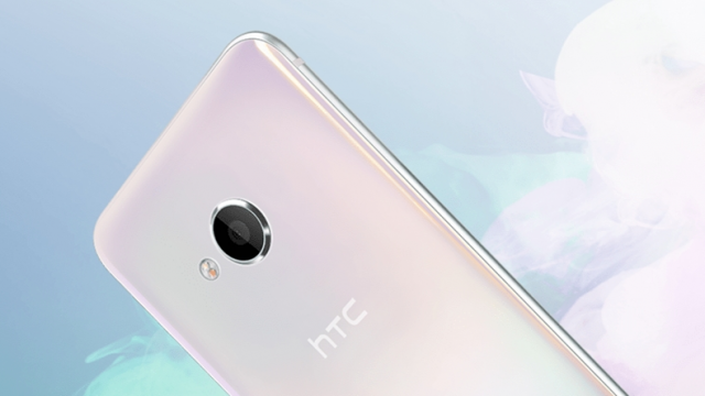 <b>HTC România va oferi mai multe detalii despre smartphone-urile U Ultra și U Play într-un eveniment programat pentru 25 ianuarie</b>Iată că la scurt timp de la anunțul smartphone-urilor HTC U Ultra și HTC U Play, cei de la HTC România pregătesc un eveniment de informare pe plan local. Acesta este programat pentru data de 25 ianuarie și vom afla mai multe detalii dintr-un scurt brief