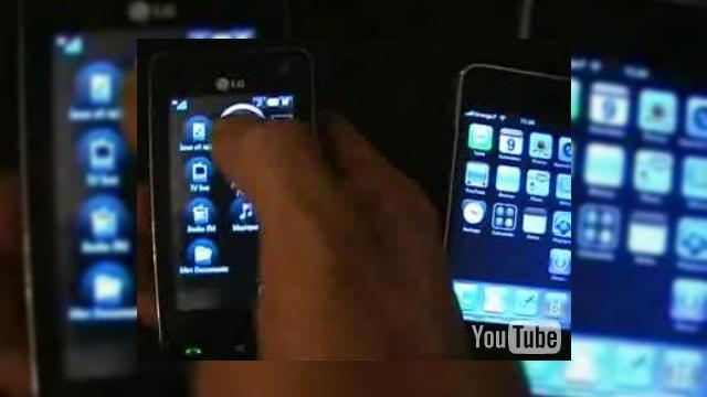 <b>Marea infruntare: LG Viewty vs iPhone</b>Iata ca in urma cu doar cateva ore, un video comparativ intre telefoanele celor de la Apple si LG, a vazut lumina zilei! Multi dintre noi ne-am pus intrebarea, oare care dintre cele doua terminale este mai bun, ori care sunt acele mici - mari diferente...