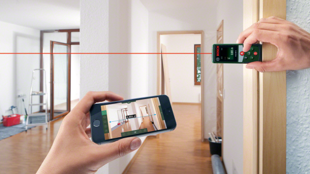 <b>Turul Magazinelor #125: dozator de apă la preţ bun, telemetru laser ideal pentru renovări şi joystick-uri pentru mobile</b>Astăzi avem pe lista de recomandări diverse produse, de la un dozator de apă cu sistem de filtrare la un SSD de 240 GB marca Kingston care primește un preț special de la evoMAG.ro cu ocazia Valentine's Day. De asemenea, includem aici și