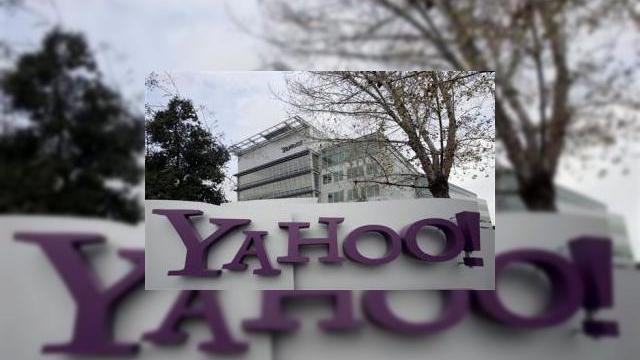 <b>Microsoft cumpara Yahoo! pe 44 de miliarde de dolari!?</b>Vestea zilei este cu siguranta faptul ca Microsoft a oferit 44.6 miliarde de dolari pentru Yahoo!, intr-o tentativa fara precedent de a concura cu gigantul Google, implicat la aceasta ora in licitatia pentru frecventa wireless de 750MHz. Microsoft a...