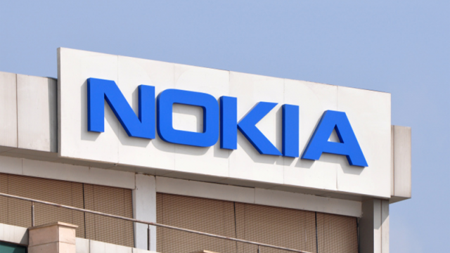 <b>Nokia cumpără Comptel pentru 370 de milioane de dolari, îşi consolidează poziţia pe piaţa de software pentru operatori</b>Pe lângă știrea de mai devreme referitoare la vânzările de terminale Nokia 6, mai avem astăzi un subiect ce include numele finlandezilor de la Nokia. Aflăm că aceștia tocmai ce au anunțat achiziția companiei Comptel pentru suma de 370 milioane de dolari