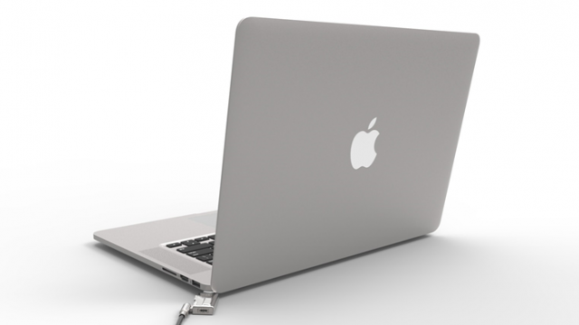 <b>Apple brevetează un MacBook cu display dual, care va putea fi folosit şi la exterior şi cu ochelarii de soare puşi</b>Noi brevete primite de către cei de la Apple ne detaliază astăzi un MacBook cu display dual care aparent va putea fi utilizat și la exterior purtând ochelari de soare. După cum putem vedea în schițele asociate acestei invenții interesante, se pare că 