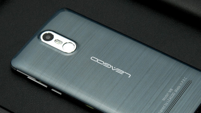 <b>Phablet-ul Leagoo M8 are un preț promoțional de doar 330 lei; vine cu display de 5.7 inch, 2 GB RAM și procesor quad-core</b>Pentru cei aflați în căutarea unui phablet cu ecran generos au noroc astăzi și asta pentru că cei de la GearBest desfășoară o campanie de vânzări flash în care este inclus și modelul LEAGOO M8. Acesta este un terminal cu display HD de 5.7 inch care ne 