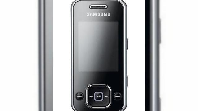 <b>Samsung prezinta terminalul SGH-F250</b>Unul dintre terminalele mai putin bagate in seama in cadrul Mobile World Congress 2008, care a avut loc la Barcelona in urma cu o saptamana a fost Samsung SGH-F250, sliderul pe care il puteti admira in imaginea urmatoare: Terminalul este dotat cu o camera...