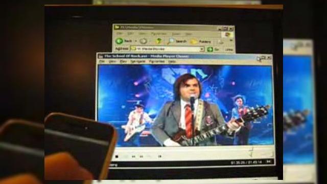 <b>iPhone-ul tau poate deveni un touchpad wireless</b>Tineti PC-ul desktop sau laptopul conectate la un display care se afla prea departe de dumneavoastra? Solutia vine prin intermediul lui iPhone, care se poate transforma intr-un touchpad wireless, prin intermediul unei noi aplicatii. Dati click pe...