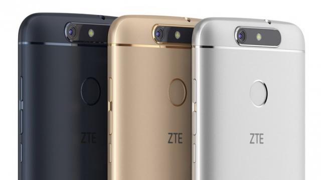 <b>MWC 2017: ZTE lansează telefoanele Blade V8 Lite şi V8 Mini, cu dotări midrange, cameră duală pe V8 Mini</b>ZTE tocmai a îmbogăţit gama Blade cu noi modele, anunţate la MWC 2017. E vorba despre ZTE Blade V8 Lite şi ZTE Blade V8 Mini. În general seria Blade include terminale cu preţ sub 300 de dolari şi unele modele cu camera duala chiar la preţ accesibil.