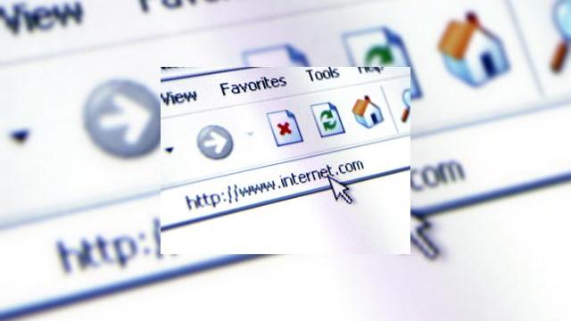 <b>Viteze Internet de 7.2 Mbps prin Vodafone din 18 martie</b>Operatorul de telefonie mobila Vodafone Romania urmeaza sa lanseze in data de 18 martie tehnologia HSUPA, care va oferi abonatilor sai viteze Internet de pana la 7.2 Mbps, ne informeaza Mediafax. Vor creste atat viteza de download, pana la 7.2 Mbps, cat...