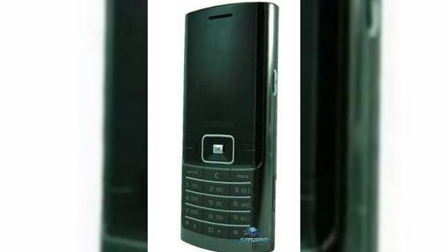 <b>Samsung lucreaza la un telefon dual SIM ieftin - P240 DuoS</b>Se pare ca telefoanele dual SIM sunt la moda, de vreme ce majoritatea producatorilor de terminale creeaza astfel de handseturi si le pun la dispozitia publicului la preturi rezonabile. Acesta este si cazul lui Samsung P240 DuoS, telefonul din imaginea...