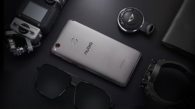 <b>Nubia Z11 Mini S debutează în India la prețul de 260 dolari; smartphone cu senzor foto de 23 mpx</b>Pe piața din India tocmai ce a debutat în aceste zile comercial și smartphone-ul ZTE Nubia Z11 Mini S - un handset echipat cu senzor foto principal de 23 megapixeli și cu display Full HD de 5.2 inch. Avem pe lista de dotări și un procesor Qualcomm