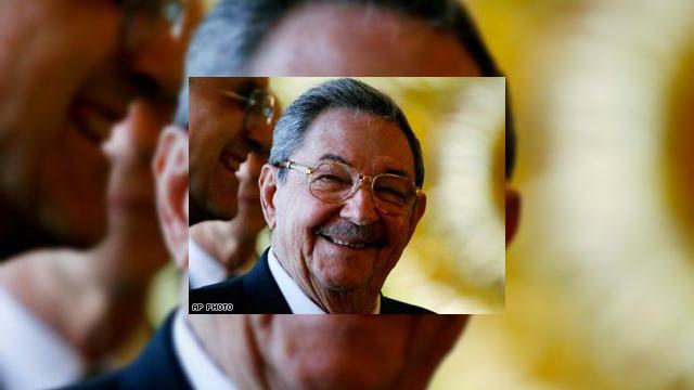 <b>Telefonie mobila pentru popor, acum si in Cuba!</b>Guvernului presedintelui Raul Castro a anuntat vineri ca va permite implementarea telefoniei mobile, facand-o accesibila populatiei si nu doar oficialilor si oamenilor politici, ne informeaza CNN. Pana acum "luxul" utilizarii telefanelor mobile revenea...