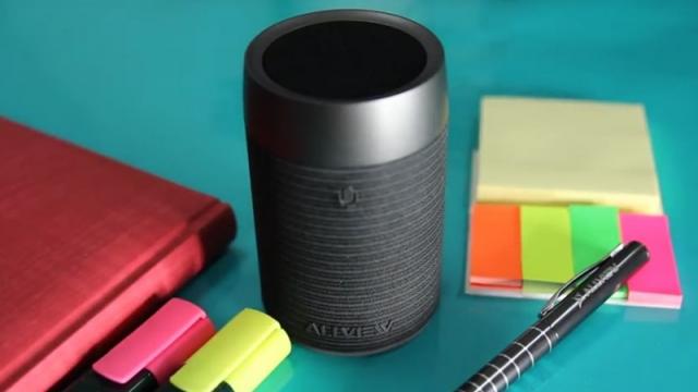 <b>Allview oferă un teaser pentru propria boxă bazată pe asistent virtual; Rival pentru Google Home şi Amazon Echo (Video)</b>Brașovenii de la Allview ne pregătesc produse inedite pentru perioada imediat următoare, pe lista acestora aflându-se și o boxă smart bazată pe asistent virtual. Astăzi poposește primul teaser sub formă de material video pe care îl puteți viziona chiar