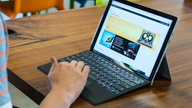 <b>Turul Magazinelor #168: televizor LED la super preţ, ceas supradotat Casio, sistem audio de 3000W pentru clubul de acasă, detector de metale la preţ bun</b>Prima zi de luni din aprilie vine cu o serie de recomandări foarte interesante pe care vi le prezentăm sub forma unui nou articol din seria Turul Magazinelor. Avem pe lista de aici produse precum televizoare, ceasuri Casio, un detector de metale ce 