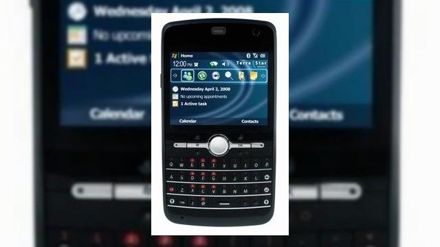 <b>Telefonul Elektrobit suporta conectivitate prin satelit si soseste in 2009</b>Telefoanele cu suport pentru conectivitate prin satelit sunt definite de dimensiunile lor mari, antene uriase si un pret pe masura. Iata ca producatorul Elektrobit este gata sa produca un astfel de terminal, fara defectele anterior mentionate si facandu-l...