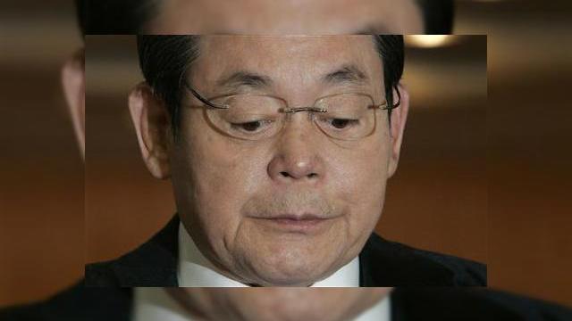 <b>CEO-ul Samsung si-a dat demisia, il asteapta inchisoarea</b>Cel mai puternic om de afaceri din Corea de Sud, Lee Kun-hee si-a anuntat astazi demisia din cadrul pozitiei de CEO al grupului Samsung, in urma scandalului cauzat de acuzarea sa de frauda si evaziune fiscala. Lee Kun-hee si-a cerut scuze pentru intreg...