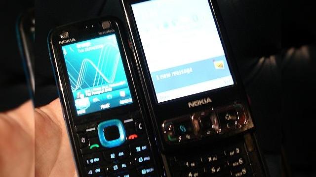<b>Nokia 5320, un super telefon, mai mic decat N95</b>Dupa ce va informam in legatura cu lansarea a 2 noi telefoane Nokia din seria XpressMusic, beneficiem de noi imagini cu modelul 5320, un terminal mid-level, axat pe functii muzicale. Nokia 5320 este bazat pe platforma S60 si include servicii marca Ovi ca...