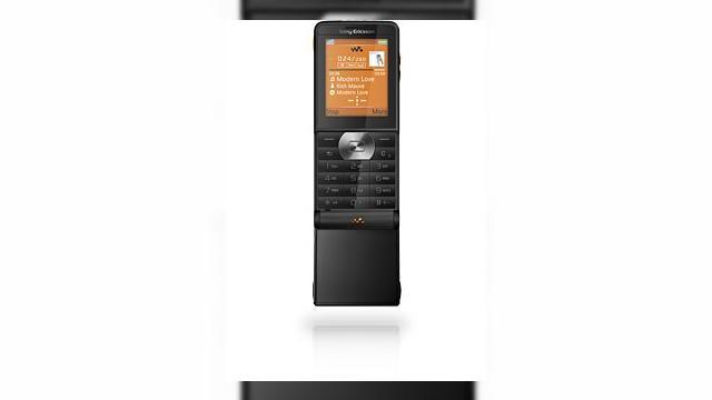 <b>Telefonul Sony Ericsson W350i disponibil de azi</b>Rareori vedem un telefon performant si aratos Sony Ericsson care sa nu coste pe masura brandingului sau. Exista si exceptii, printre acestea numarandu-se si terminalul Sony Ericsson W350i, lansat de catre producatorul sau astazi. Noul music phone din...