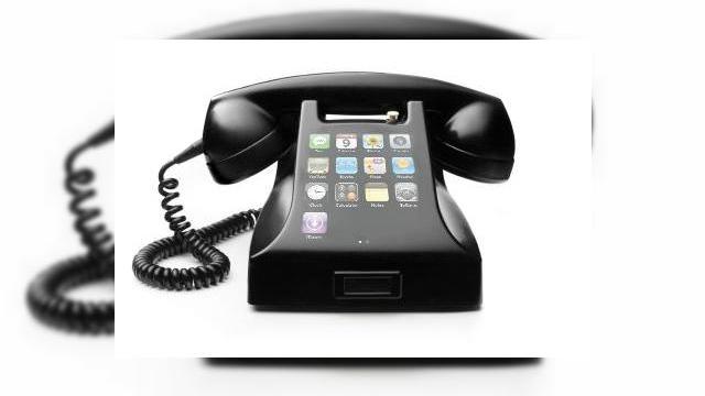 <b>100 de telefoane iPhone 2 pe care nu le veti vedea vreodata pe piata</b>iPhone 2 este probabil cel mai asteptat telefon al anului, dar designul sau ramane un mister. Cei de la Gizmodo si-au provocat cititorii sa creeze cele mai ridicole designuri de astfel de handseturi, iar rezultatele au fost extrem de hilare. &nbsp; Au...