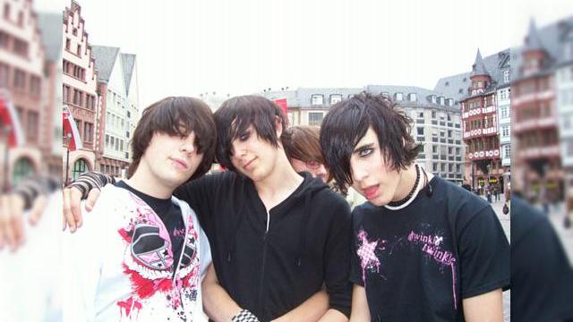 <b>Telefoanele mobile nu mai afecteaza copiii</b>Tineti minte articolul in care va informam ca telefonia mobila naste emo? Se pare ca studiul care arata ca folosirea telefoanelor mobile in timpul sarcinii duce la probleme de comportament in randul copiilor a fost intrepretat gresit... Va reamintim ca...