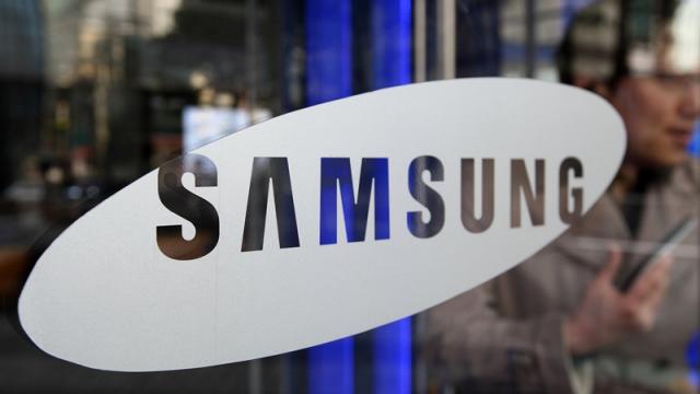 <b>Samsung anunţă rezultate financiare record pentru trimestrul întâi din 2017, promite că un nou flagship e pregătit pentru finalul de an</b>Astăzi cei de la Samsung dezvăluie odată cu situația financiară din trimestrul 1 al acestui an și faptul că în a doua jumătate a lui 2017 urmează a fi lansat un nou flagship pe piață. Cel mai probabil este vorba despre Samsung Galaxy Note 8, primul 