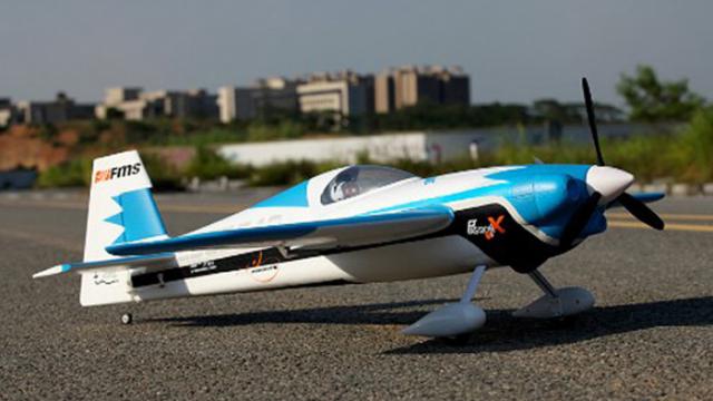 <b>Turul Magazinelor #188: Suntem gata de zugrăvit, de gaming cu carcasă şi mouse la preţ bun, dar găsim şi timp să ne băgăm picioarele într-un aparat de masaj</b>Ne întoarcem din mini-vacanța de 1 mai și ne gândim la o redecorare a pereților din casă, dar găsim și timp pentru a ne relaxa folosind un aparat de masaj pentru picioare. Dacă dorim și o doză de gaming mai apoi, avem o carcasă numai bună pentru a 