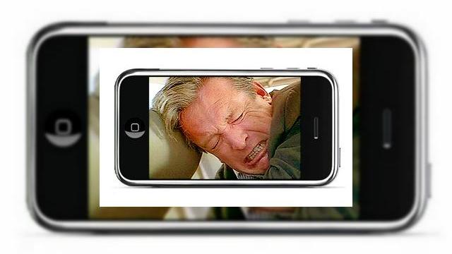 <b>iPhone 3G va schimba piata televiziunii mobile</b>Acum ca lansarea lui iPhone 3G este iminenta, Apple are sansa de a-si creste impactul pe piata televiziunii mobile, sau cel putin asa afirma analistii din domeniu. iPhone ar putea chiar deveni un terminal ideal pentru livrarea continuturilor video in...