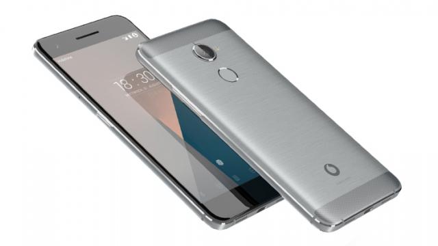 <b>Vodafone Smart V8 este certificat de FCC; vedem și randări oficiale ale produsului</b>Agenția americană FCC a certificat în aceste zile și smartphone-ul Vodafone Smart V8, produs fabricat de către ZTE și prezentat într-o serie de fotografii. De asemenea, avem parte și de câteva randări oficiale ce și-au făcut apariția pe un