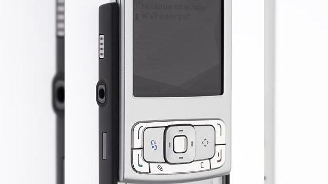 <b>Nokia N95 devine un smartboard multitouch cu ajutorul unui developer</b>Experimentul acestui developer il transforma intr-un soi de "vrajitor" modern, care transforma un Nokia N95 intr-un dispozitiv multitouch. Priviti ce a realizat developerul Sittiphol Phanvilai in urmatorul clip video, pe care-l puteti accesa printr-un...