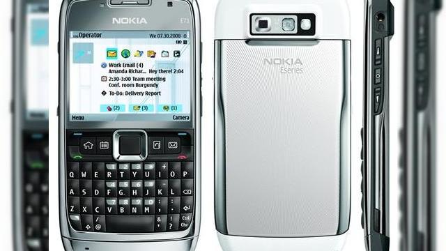 <b>Nokia E71 anuntat oficial si analizat la prima mana</b>Nokia are in sfarsit o veste buna pentru noi, sub forma celui mai nou telefon din seria E, mult-asteptatul E71, handset dotat cu tastatura QWERTY si unul dintre cele mai subtiri terminale produse de finlandezi. Exista si norocosi, ca Steve Litchfield,...
