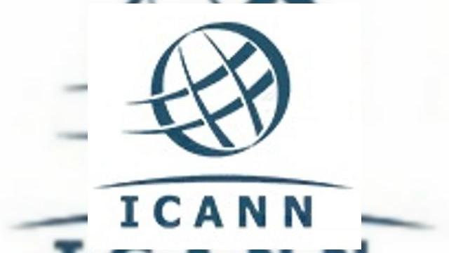 <b>ICANN voteaza pentru relaxarea legislatiei domeniilor web</b>Grupul ce supravegheaza buna functionare si dezvoltarea Internetului, ICANN a votat ieri pentru relaxarea regulilor si convetiilor de numire a site-urilor. Aceasta decizie ar putea da nastere unei "goane dupa aur", similara cu cea din anii '90, cand si-a...