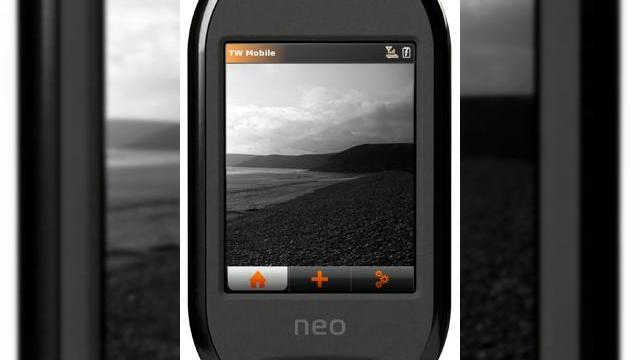 <b>Openmoko va pune in vanzare telefonul Neo FreeRunner pe 7 iulie</b>Openmoko si-a anuntat oficial planul de a vinde handsetul Neo FreeRunner incepand cu data de 7 iulie. Telefonul este bazat pe GNU/Linux, iar dotarile sale vor fi imbunatatite periodic prin intermediul unor downloaduri, incepand cu o suita software care...