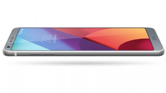 <b>Flagship-ul LG G6 pierde serios din preț; acum la doar 2.627 lei în oferta QuickMobile!</b>Deși a fost lansat înaintea flagship-ului Samsung Galaxy S8, se pare că LG G6 nu prea ține pasul pe piață și popularitatea scăzută afectează serios vânzările. Tocmai de aceea în ultima vreme prețul acestui smartphone a scăzut serios, fiind găsit acum