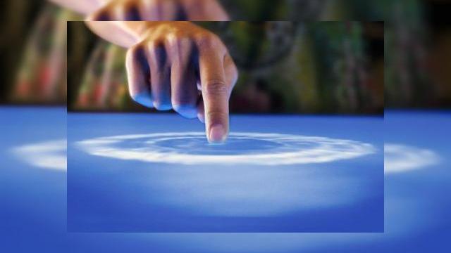 <b>Vanzarile de telefoane cu touchscreen vor atinge 230 de milioane de unitati pana in 2012</b>Vanzarile de handseturi dotate cu touchscreen au crescut constant in ultimul an, iar cel mai nou raport al celor de la IMS Research arata ca aceasta crestere este pe cale de a se intensifica. Desi s-au vandut sub 30 de milioane de telefoane cu touchscreen...