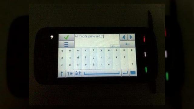 <b>Nokia 5800, disponibil intr-o noua imagine</b>Suntem deja in punctul in care telefonul Nokia cu touchscreen, Tube si-a facut aparitia prin orice sursa numai prin intermediul finlandezilor nu. Iata ca de aceasta data, handsetul nu apare intr-un film cu Batman, ci in actiune, demonstrand potentialul...