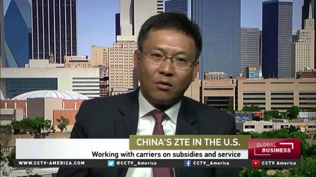 <b>Şeful ZTE Mobile, Lixin Cheng e convins că firma pe care o conduce va ajunge la nivelul Apple şi Samsung în curând</b>Prin intermediul unui interviu recent acordat televiziunii chineze, șeful ZTE Mobile, Lixin Cheng a declarat că firma pe care o conduce va ajunge curând să se bată de la egal la egal cu giganții Samsung și Apple. Acesta a mai precizat și faptul că