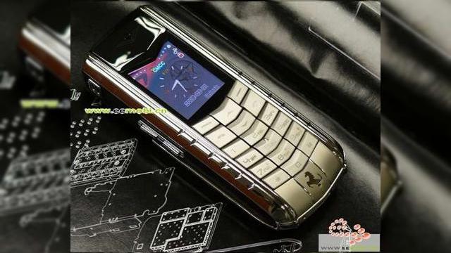 <b>Clona de Vertu Ferrari, made in China si ieftina</b>Stim deja ca tara Olimpiadei de la Beijing, editia 2008 are o predispozitie pentru clone, si nu doar ale telefoanelor, ci in general pentru orice produs. Ati auzit cu siguranta de Meizu M8, copia fidela a lui iPhone si iata ca acum admiram o clona a lui...