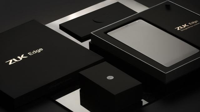 <b>Lenovo ZUK Edge, terminal cu 6 GB RAM și procesor Snapdragon 821 disponibil la sub 1.700 lei pe plan local!</b>Din seria ofertelor de care trebuie să profitați vine astăzi smartphone-ul Lenovo ZUK Edge, terminal vândut pentru suma de 1.665 lei de către retailerul QuickMobile.ro. Telefonul oferă 6 GB memorie RAM, un procesor Snapdragon 821 și un display