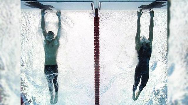 <b>Mai multi abonati 3G in SUA decat in Europa, cu 0.1%</b>Daca ne luam dupa analiza celor de la comScore, aflam ca SUA a intrecut Europa de Vest la capitolul adoptare a tehnologiei 3G. 28.4% dintre abonatii americani la serviciile de telefonie mobila folosesc acum terminale 3G. Asta in vreme ce doar 28.3% dintre...