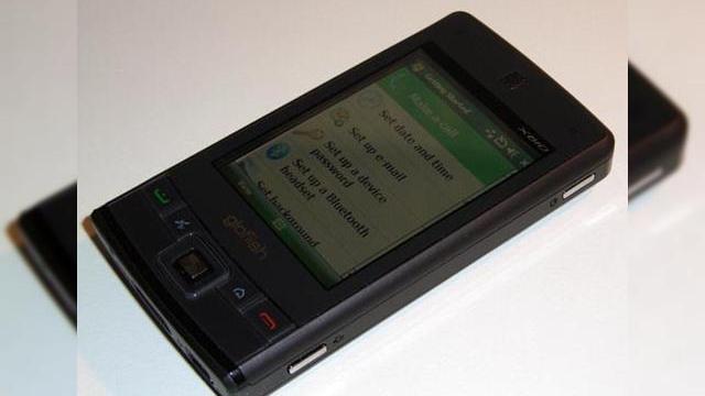 <b>Experienta hands on cu E-TEN Glofiish X610</b>Cei de la Pocketpcthoughts au avut ocazia unica de a testa un telefon E-TEN Glofiish X610, impartasind experienta cu restul lumii , prin intermediul site-ului lor. Dupa ce cu doar cateva saptamani in urma, E-TEN prezenta modelul V900, astazi vedem cum...