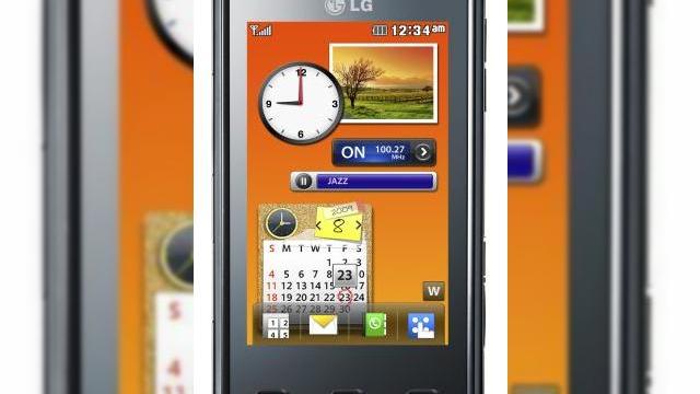 <b>LG Viewty are un succesor cu camera de 8 megapixeli: LG KC910 Renoir</b>LG tocmai a anuntat ca faimosul terminal Viewty va avea un succesor cu camera de 8 megapixeli, sub numele de Renoir. Denumirea a fost inspirata dupa faimosul pictor Renoir, a carui opera folosea lumina si culoarea intr-un mod expresiv. LG KC910 (Renoir)...