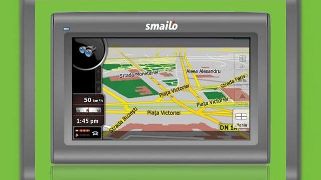 <b>GPS-ul Smailo S2000 acum disponibil, curand in teste la Mobilissimo</b>Dupa ce sistemul navigational Smailo S2000 si-a facut aparitia in cadrul IFA, la Berlin, prezentat de catre cei de la Arobs Transilvania, iata ca a venit si randul lansarii sale. In curand vom testa acest model si ii vom face o analiza amanuntita, in...