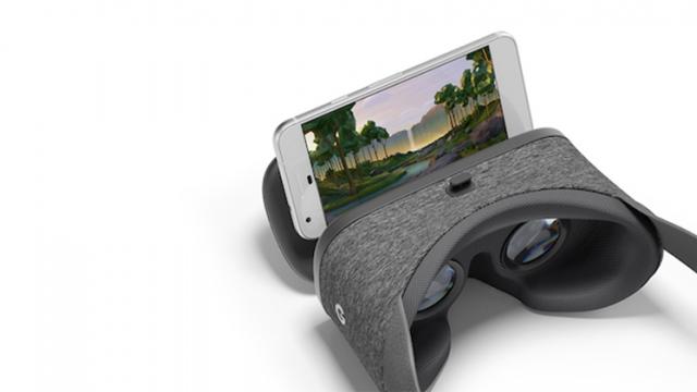 <b>CEO-ul Google promite sosirea a 11 telefoane Android compatibile cu Daydream VR până la final de an 2017</b>De ceva vreme informațiile cu privire la Daydream VR au lipsit complet din peisaj, aceasta fiind platforma Google asociată tehnologiei de realitate virtuală pentru smartphone-urile Android. Astăzi aflăm totuși din partea lui Sundar Pichai faptul că