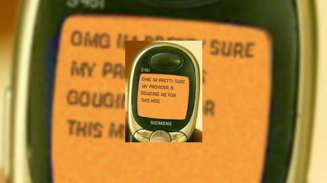 <b>UE scade tariful pentru SMS-uri in roaming la 11 eurocenti</b>In vreme ce SUA si Canada cauta solutii la tarifele aflate in plina crestere ale mesajelor text, se pare ca UE a decis sa puna piciorul in prag si sa limiteze preturile SMS-urilor trimise in roaming, in cadrul Uniunii. Conform Reuters, noul tarif maxim va...