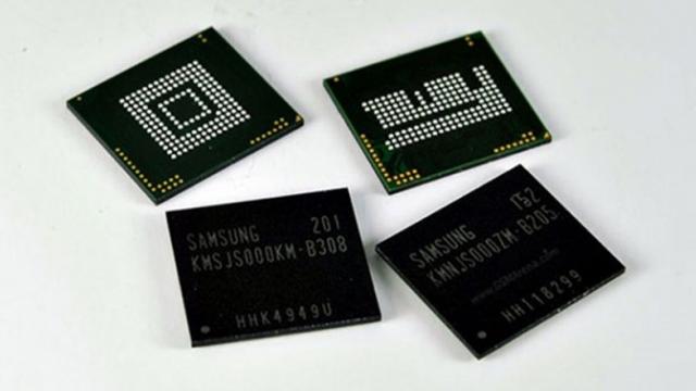 <b>Regele a murit, trăiască regele! Samsung detronează Intel după 24 de ani, devenind cel mai mare producător de chipset-uri din lume</b>Un lucru deosebit are astăzi loc, o zi în care Samsung detronează Intel la numărul de chipset-uri comercializate și asta după 24 ani în care titlul s-a aflat la Intel. Vestea este cu atât mai specială cu cât aflăm că Samsung a devenit totodată și cea 