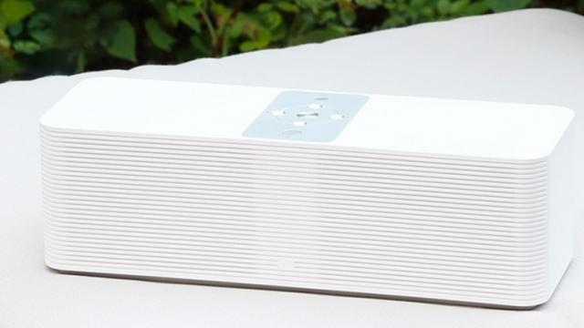 <b>Noi cupoane de reduceri ne sunt oferite astăzi de TomTop! Pe lista de produse Xiaomi se află un fierbător electric și un difuzor Hi-Fi!</b>În gama de produse ce poartă logo-ul Xiaomi avem și dispozitive mai speciale precum un hub menit să ne ajute la controlul dispozitivelor smart home din casă, sau un fierbător electric. Acestea, dar și un difuzor Bluetooth primesc astăzi reducere 