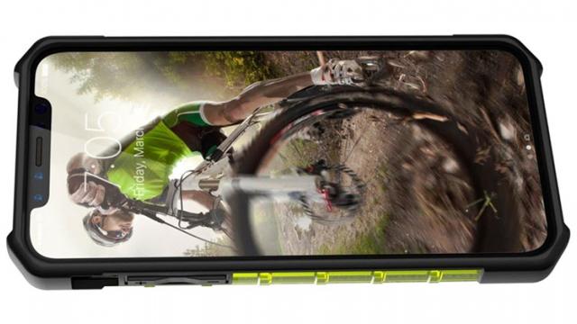 <b>Încă o scăpare a lui iPhone 8 dezvăluie un panou frontal edge to edge şi o husă interesantă</b>În ziua în care Galaxy S8 și Google Pixel 2 ni s-au prezentat în noi randări nu avea cum să lipsească și iPhone 8, telefon ce are parte de o nouă scăpare ce vine direct de la @evleaks. Ce vedem aici pare a fi o husă de protecție rugged care dezvăluie