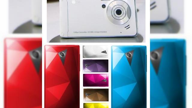 <b>HTC Touch Diamond si LG Viewty, acum in culori vii</b>Unele telefoane relativ vechi primesc o noua "viata", prin intermediul schimbarii de culoare. Astfel, un HTC Touch Diamond poate trece de la negrul serios al carcasei sale la un rosu sexy, sau un verde proaspat, dupa cum puteti vedea mai jos. Exemplul se...