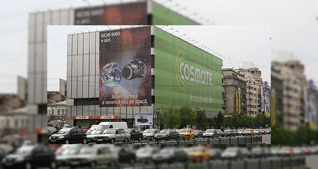 <b>Cea mai mare fatada multimedia din Europa, in Romania, la magazinul Cocor</b>Iata ca universul high-tech se roteste si in directia noastra, de vreme ce magazinul Cocor va gazdui o premiera in data de 1 decembrie: proiectarea unor reclame la branduri de lux pe cea mai mare fatada multimedia din Europa. Este vorba despre nu mai...