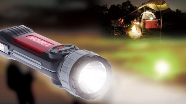 <b>Turul Magazinelor #267: Turul obiectelor pe care le luăm în camping - lampă, brăţări fitness, purificator de aer de maşină, baterie externă şi altele</b>Astăzi punem totul la cale pentru ca în weekend să mergem în camping! De aceea avem nevoie de câteva obiecte menită să ne facă expediția mai ușoară, printre acestea numărându-se o lampă, o brățară de fitness, dar și o boxă portabilă