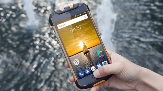<b>Ulefone Armor 2 este un telefon rugged nou cu super baterie şi 6 GB RAM; Iată cât costă la TomTop.com!</b>Cei de la TomTop.com ne propun astăzi achiziția unui smartphone rugged numit Ulefone Armor 2, terminal cu dotări high-end printre care se află și un modul de 6 GB RAM. Acest handset este vândut în această perioadă la prețul de 223 euro, așa că