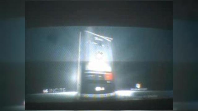 <b>LG Incite, promovat de filmul "The Day The Earth Stood Still"</b>In cazul in care nu stiati, Keanu Reeves este gata sa ne surprinda placut cu un film SF ce se anunta extrem de promitator. Pe numele sau "The Day the Earth Stood Still", productia este deja folosita intr-o campanie de advertising pentru handsetul LG...